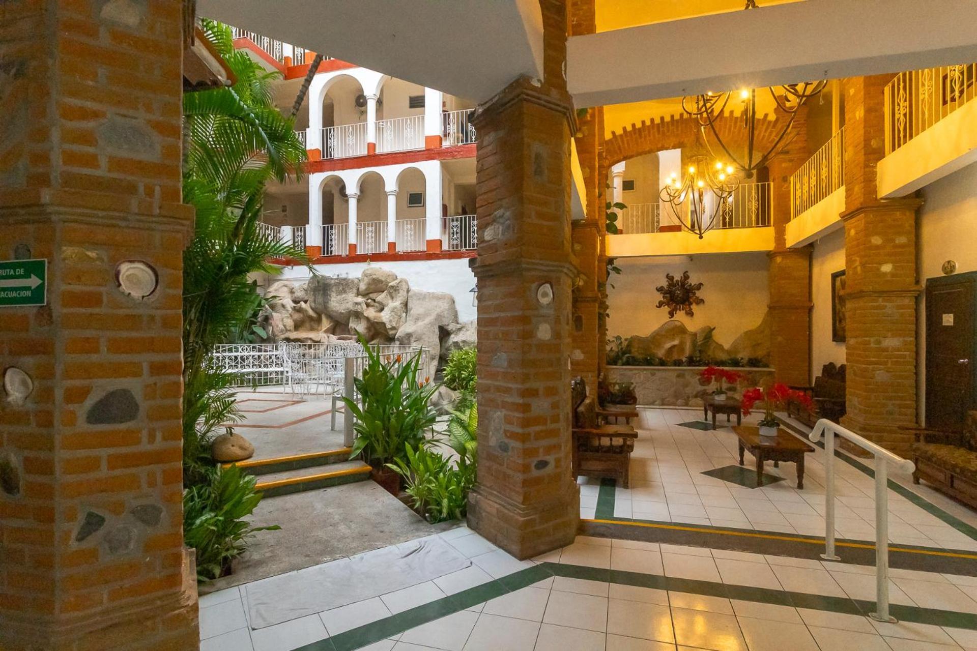 Hotel Encino Malecon Centro Puerto Vallarta Buitenkant foto